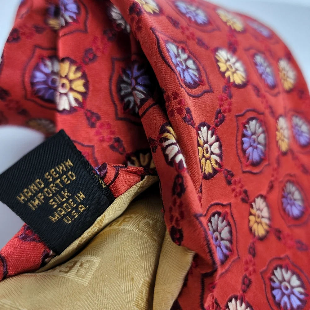 ROBERT TALBOTT Best Of Class Silk Red Tie.